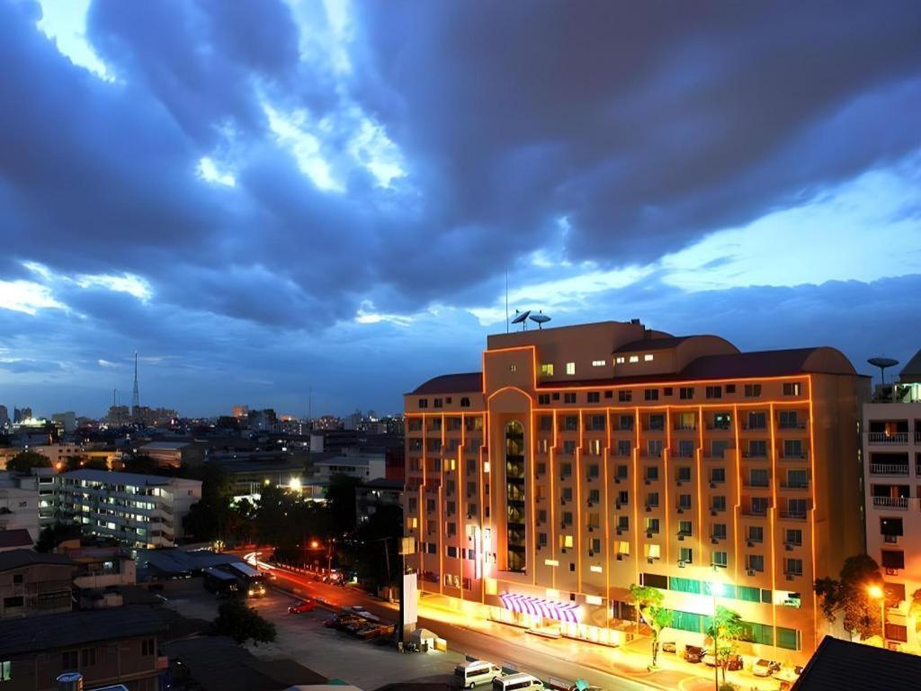 Hip Hotel Bangkok Exterior foto