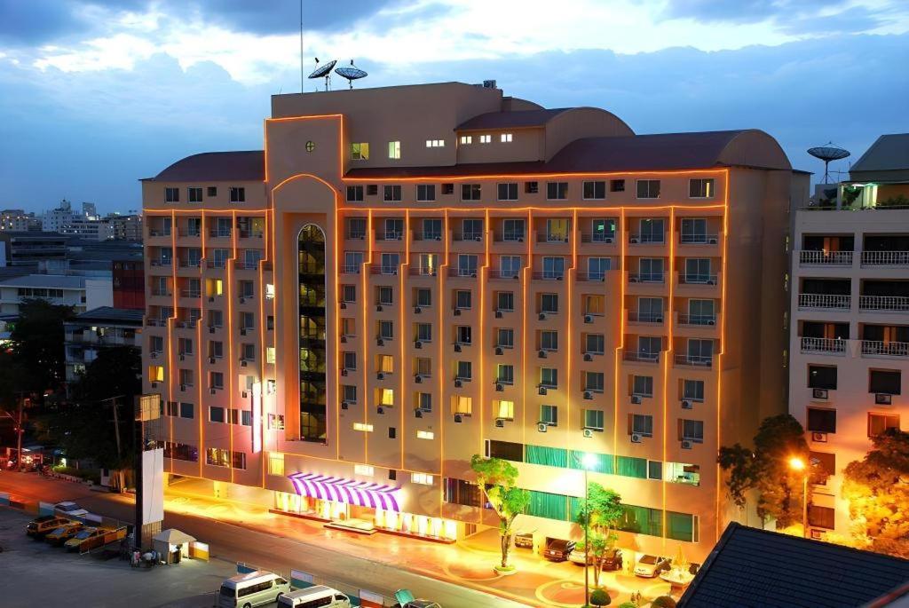 Hip Hotel Bangkok Exterior foto