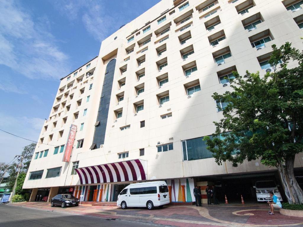 Hip Hotel Bangkok Exterior foto